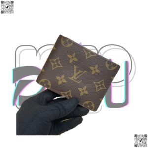 Louis Vuitton Wallet AA12
